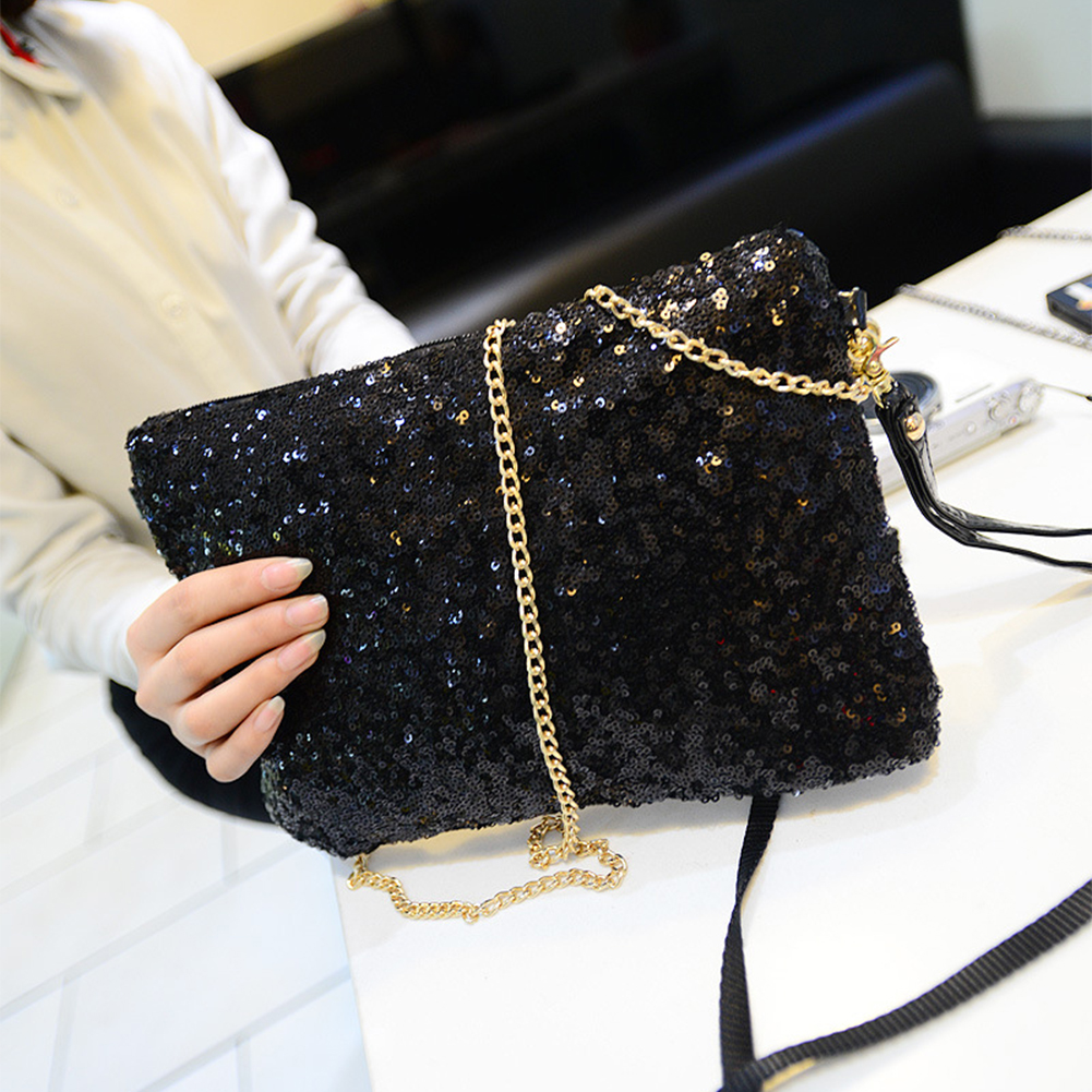 Fashionable Chain Shoulder Bag With Sparkles